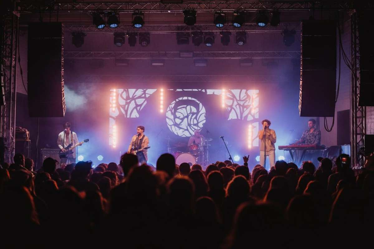 Grignani risponde a Conti: Chiamo la Pausini per i fiori?