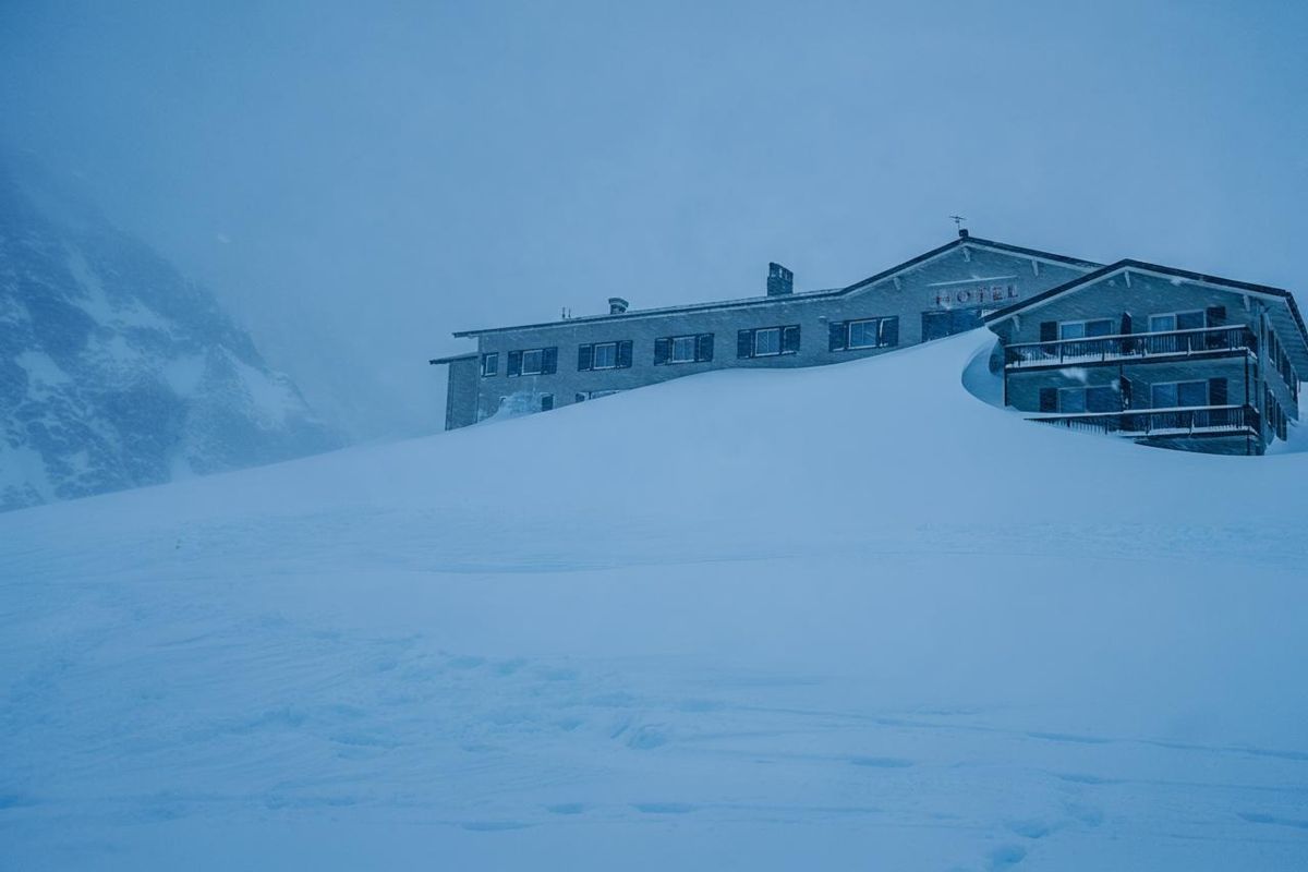 La Valanga: il film di Netflix che svela la tragedia di Rigopiano