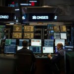 L'oro raggiunge nuove vette: il prezzo spot sale a 4.952 dollari