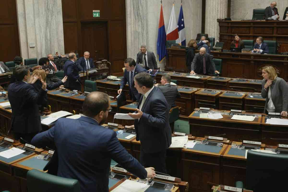 Mancuso, il deputato regionale di Fi, agli arresti domiciliari per corruzione