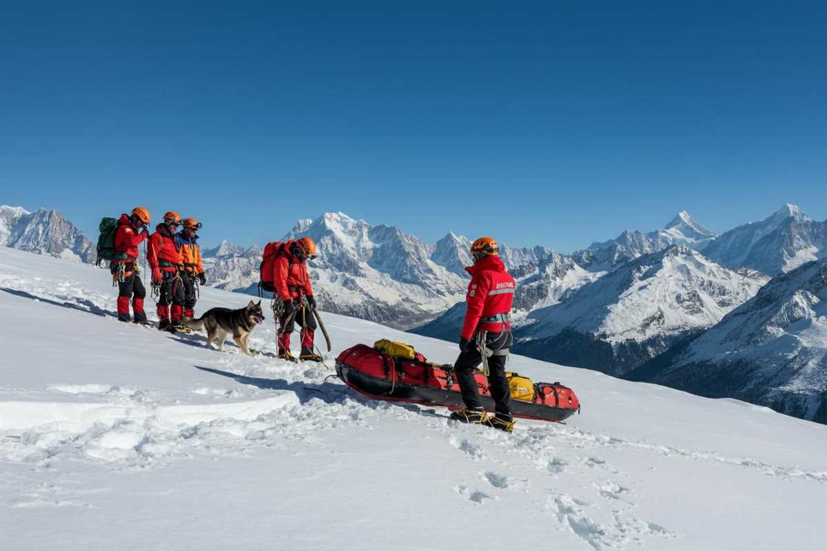 Tragedia in Alto Adige: valanga sopra Solda colpisce scialpinisti, due morti e un disperso