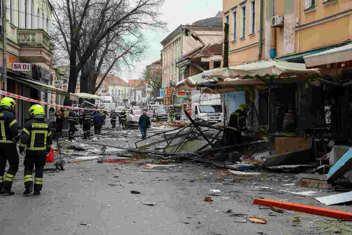 Tragedia nel Donetsk: sette vittime in un attacco aereo russo