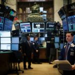 Wall Street in calo: Dj e Nasdaq segnano una partenza debole