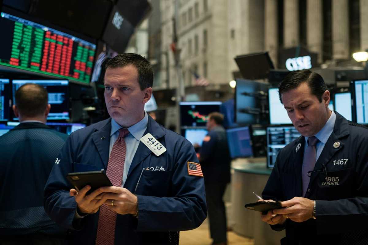 Wall Street in calo: la confusione sui dazi affonda i mercati