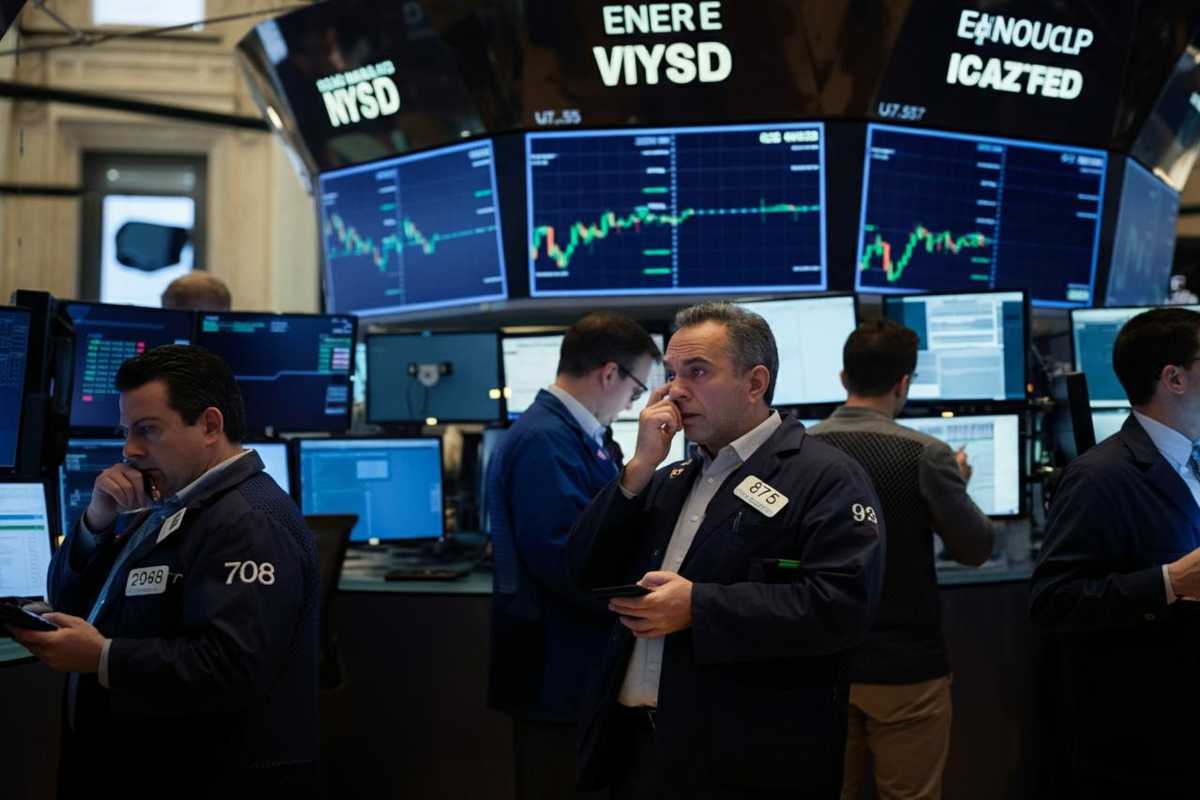 Borse europee in calo: Piazza Affari continua a scivolare