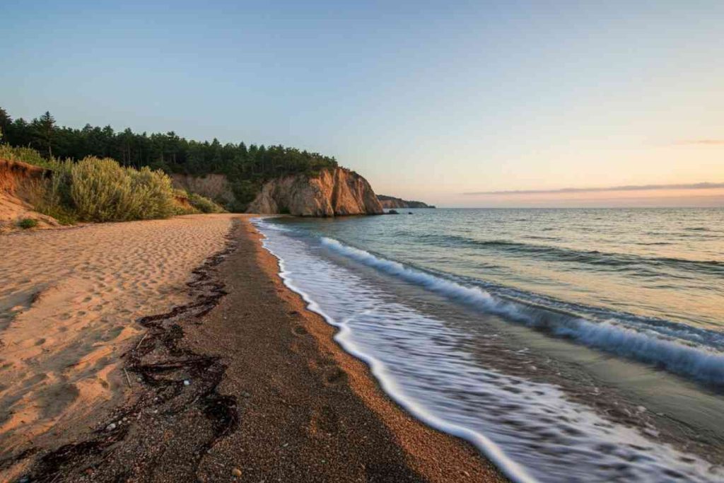 Mar dei cambiamenti: i satelliti rivelano un aumento di 90 millimetri in 30 anni